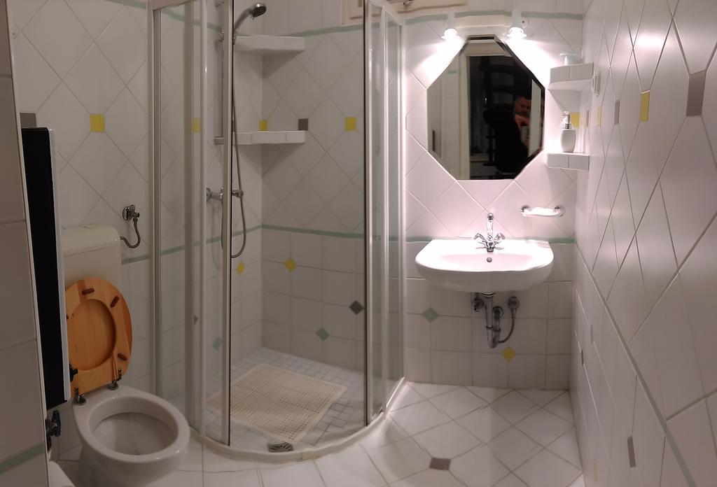 Napsugar Vendeghaziko Apartment Oroshaza Luaran gambar